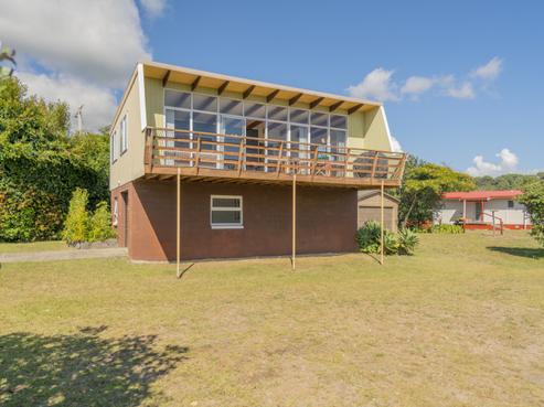 50 Banks Street, Cooks Beach