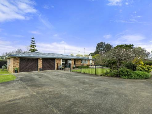 1999 Buckland Road, Buckland
