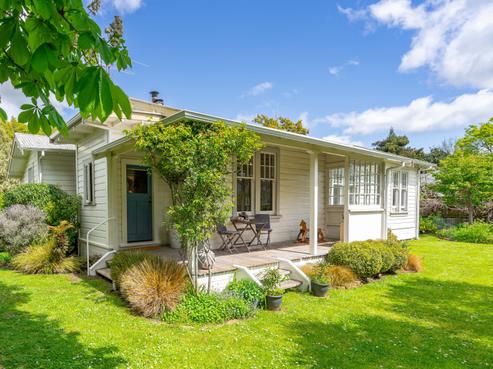 106 Cole Street, Masterton