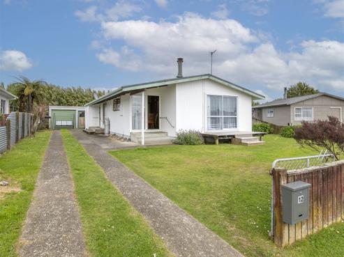 12 Stirling Street, Levin