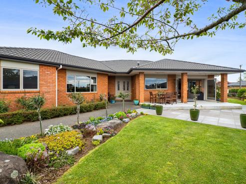 2 Manurau Crescent, Merrilands