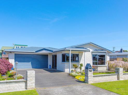 153 Carlton Avenue, Springvale