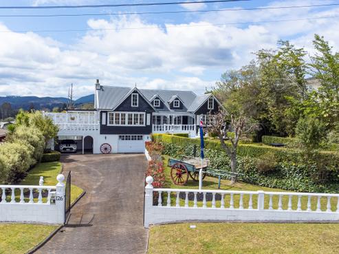 126 Otonga Road, Springfield