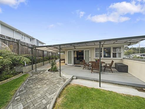 8 Cypress Drive, Maungaraki