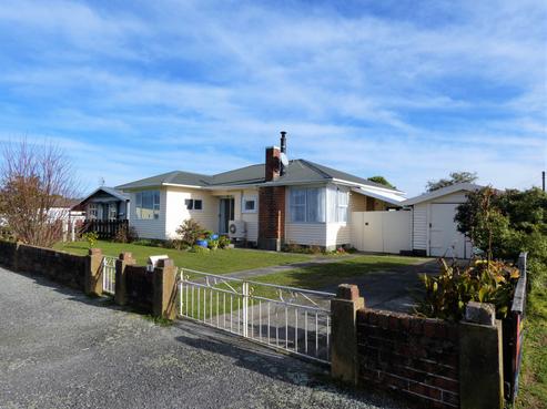 8 Derby Street, Westport