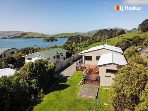 52 Oxley Crescent, Broad Bay