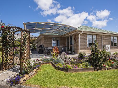 16 Lochiel Place, Kamo