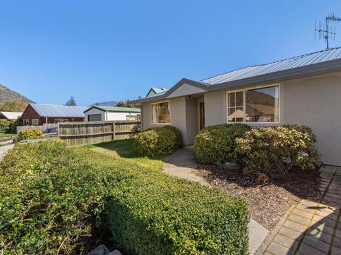 51 Remarkables Crescent, Frankton