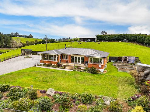 190 Clarks Flat Road, Lawrence