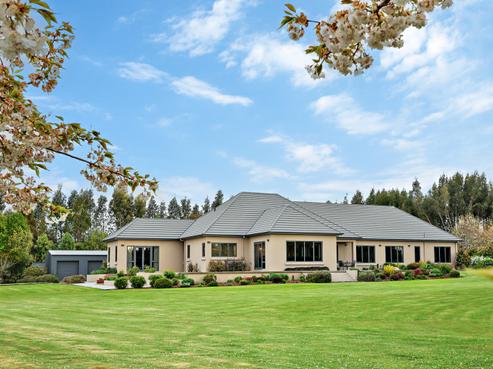 52 Sunrise Drive, Tisbury
