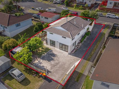 1/24 Lambrown Drive, Totara Vale