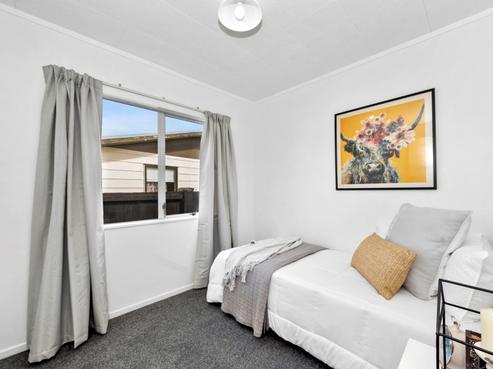 24 Garland Drive, Saint Andrews