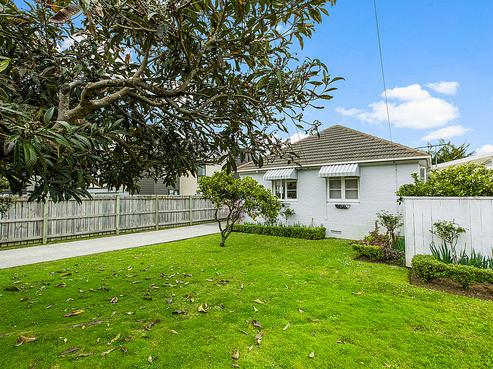 72 Daventry Street, Waterview