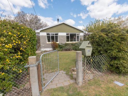 10 Royal Terrace, Alexandra