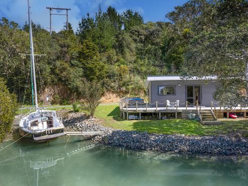 24 Gates Way, Taupo Bay/Totara North