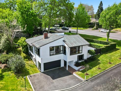 951 River Road, Queenwood