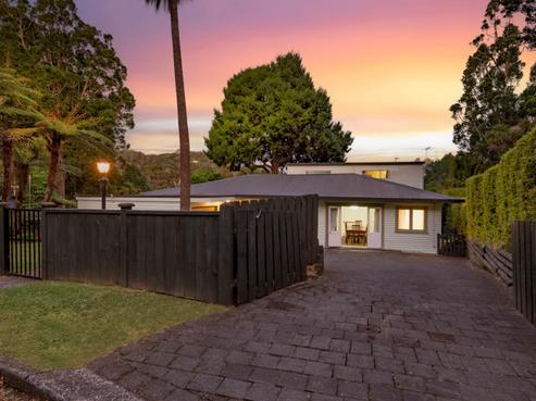 24 Tainui Road, Titirangi