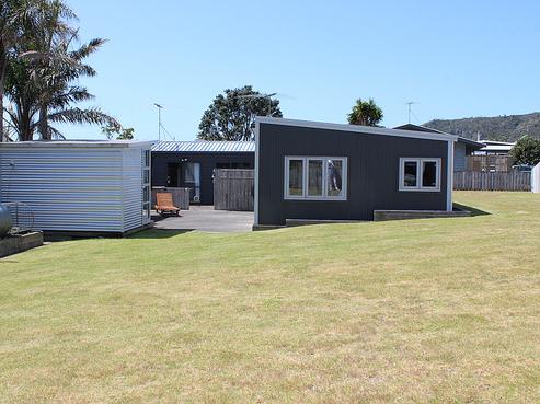 114 Manuka Place, Matarangi