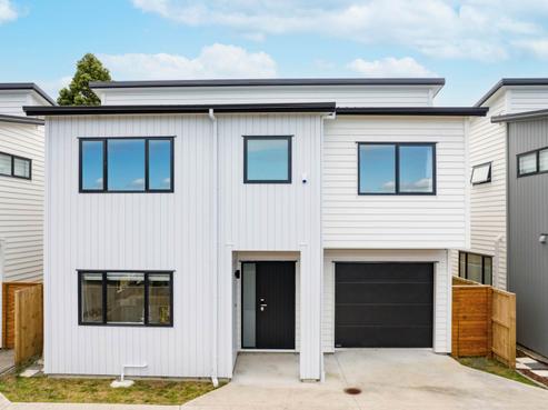 9B Totara Grove, Hillcrest