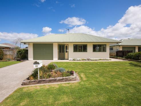 16 Railway Street, Paeroa