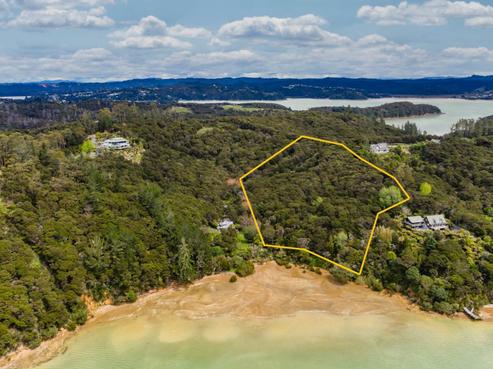 126 Te Wahapu Road, Russell