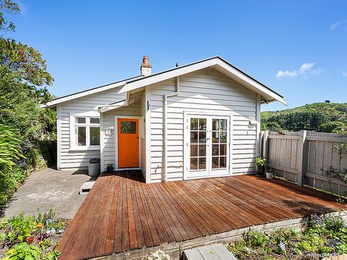 20 Akatea Street, Berhampore