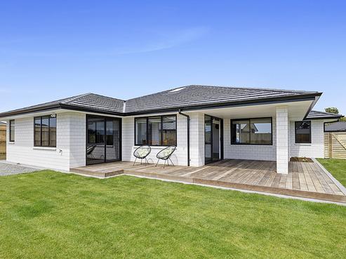8 Kararaina Close, Whalers Gate