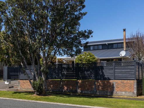 40 Rahiri Street, Waitara