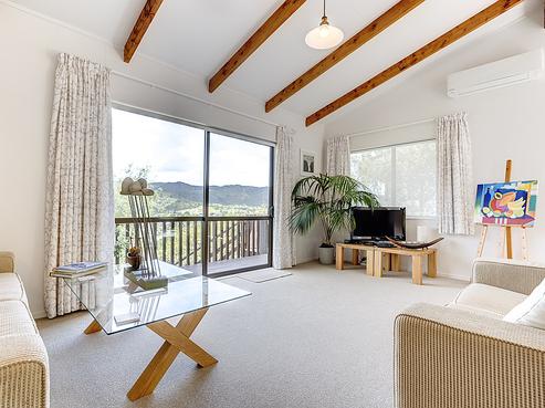 9B Tikorangi Place, Morningside