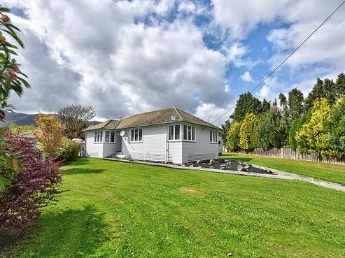 4 Cumberland Place, Tapanui