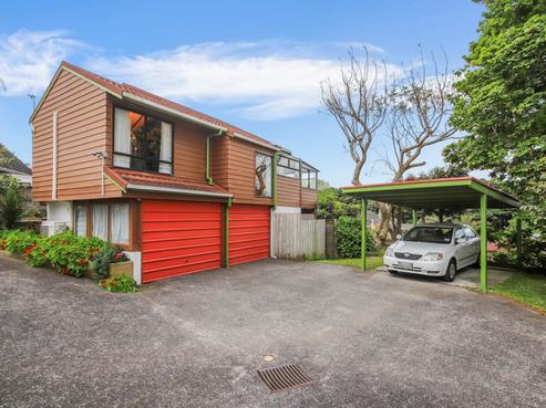 19B Deodar Place, Totara Heights