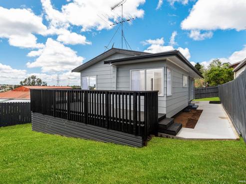 1/45 Lilburn Crescent, Massey