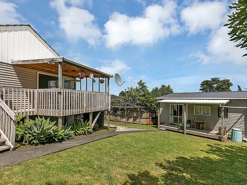 14 Winifred Avenue, Bayview