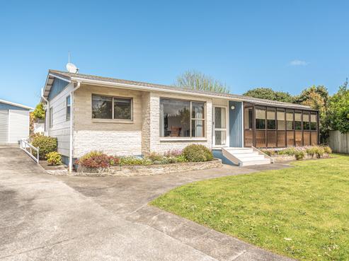 20 Treadwell Street, Springvale
