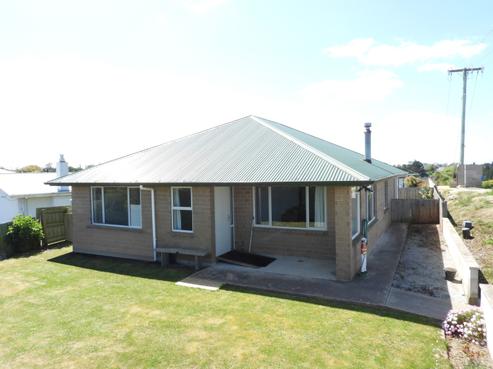 2 Lark Street, Oamaru