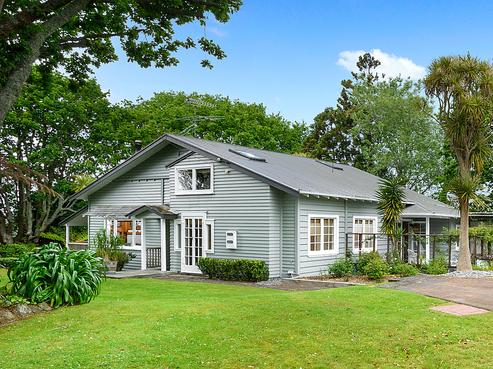 987 State Highway 16, Waimauku