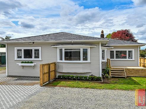 1/24 Great South Road, Papakura