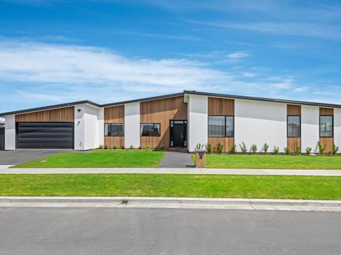 8 Kaitorete Drive, Lincoln