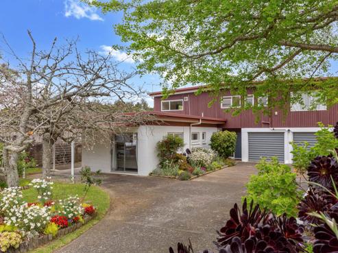 48 Scenic Drive, Hillpark