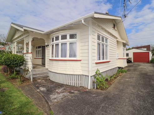 404 Richmond Street, Thames