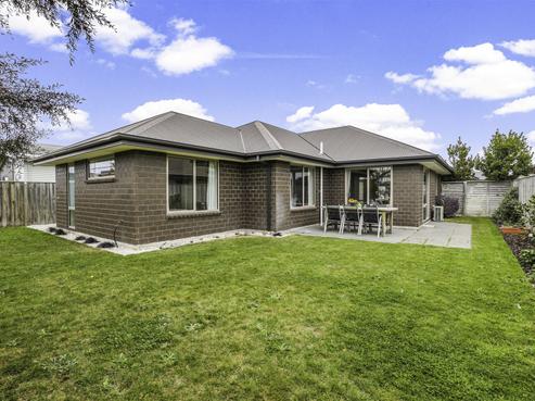 28 Aroha Street, Pegasus