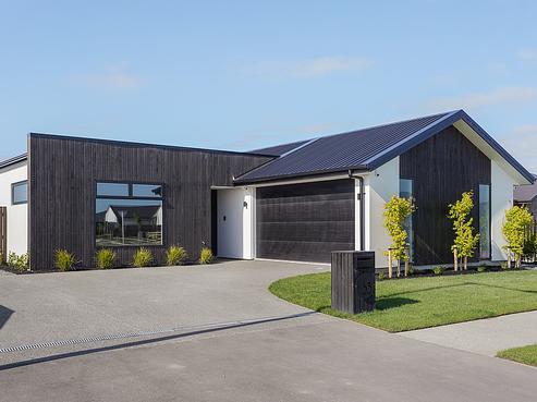 33 Whitehorn Drive, Lincoln