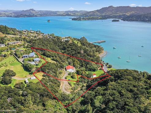 32 Ruato Road, Whangaroa