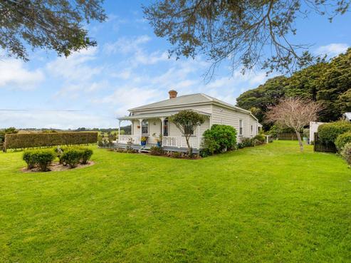 1093 Waiuku Road, Waiuku