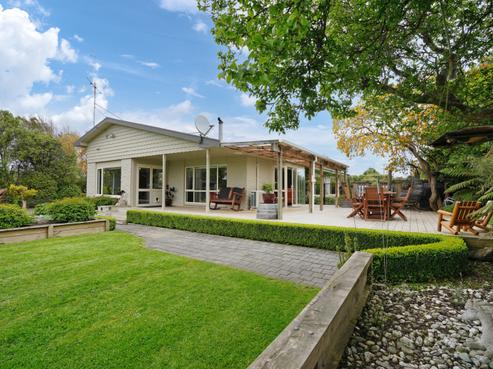 165 Grant Road, Otatara