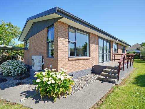 13 Kelso Place, Strathern