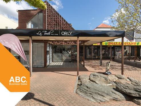 49 The Mall, Cromwell