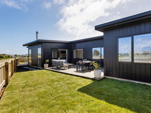 238 Parklands Avenue, Bell Block