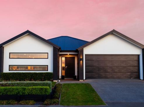 76 Grayshott Avenue, Casebrook