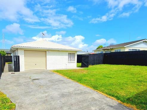 127 Shifnal Drive, Randwick Park
